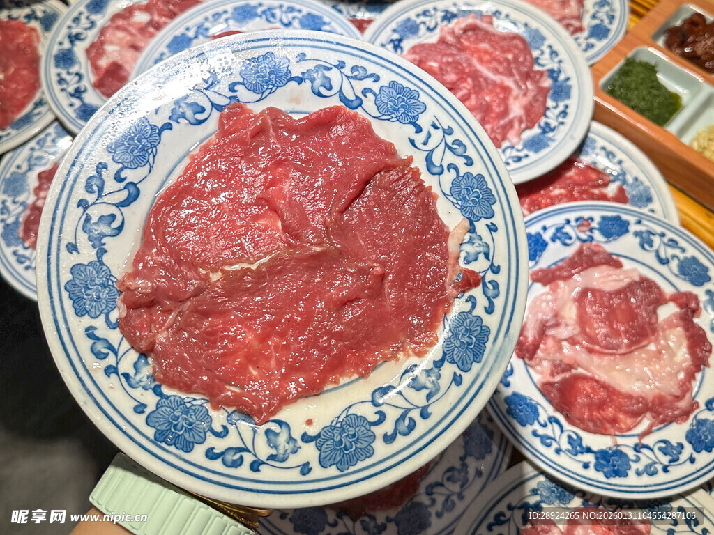 鲜切牛肉