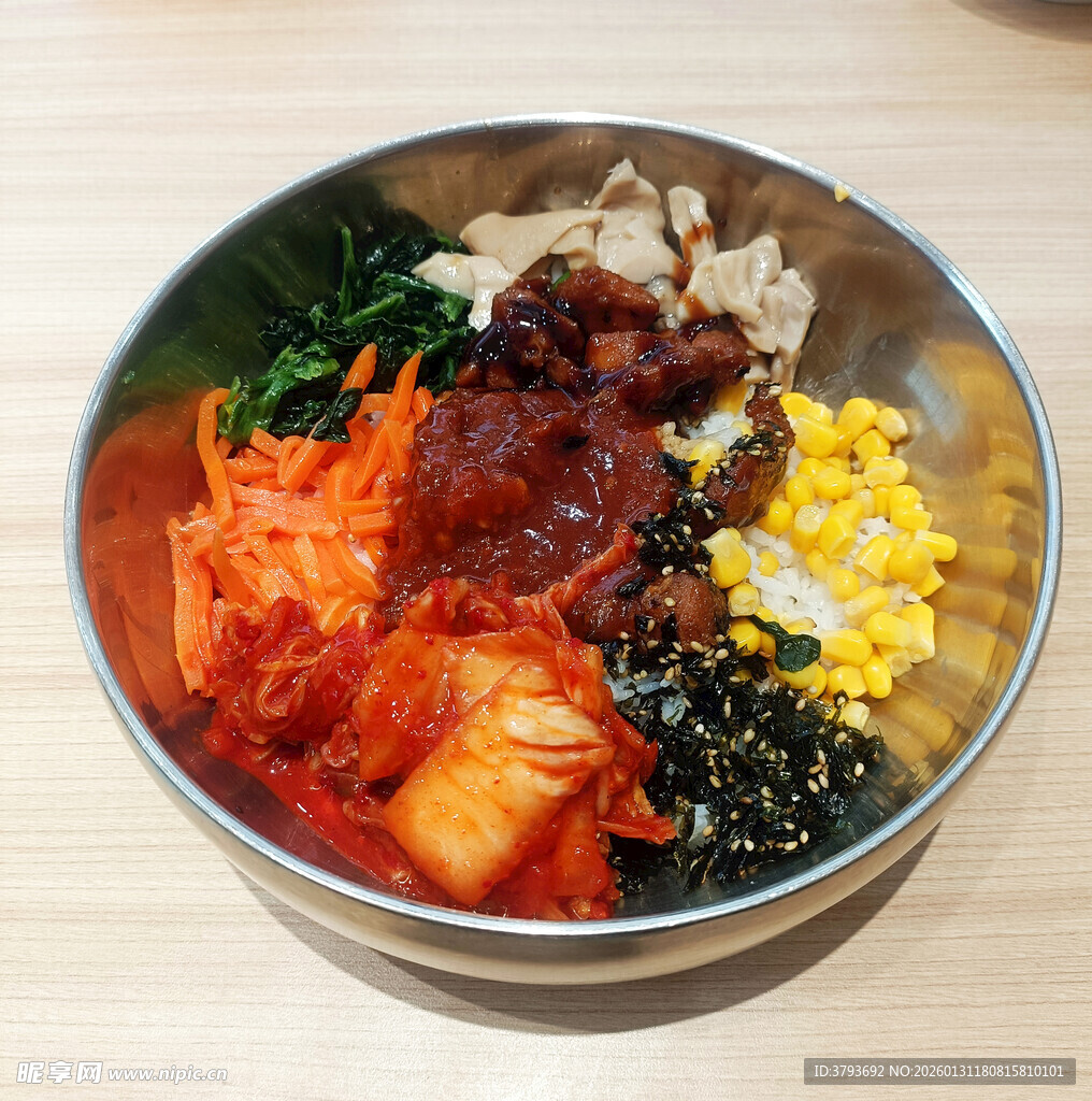 美味韩式石锅拌饭