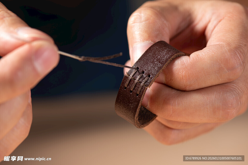 手工缝制皮带圈