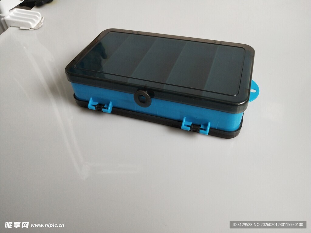 蓝色便携电子设备外壳