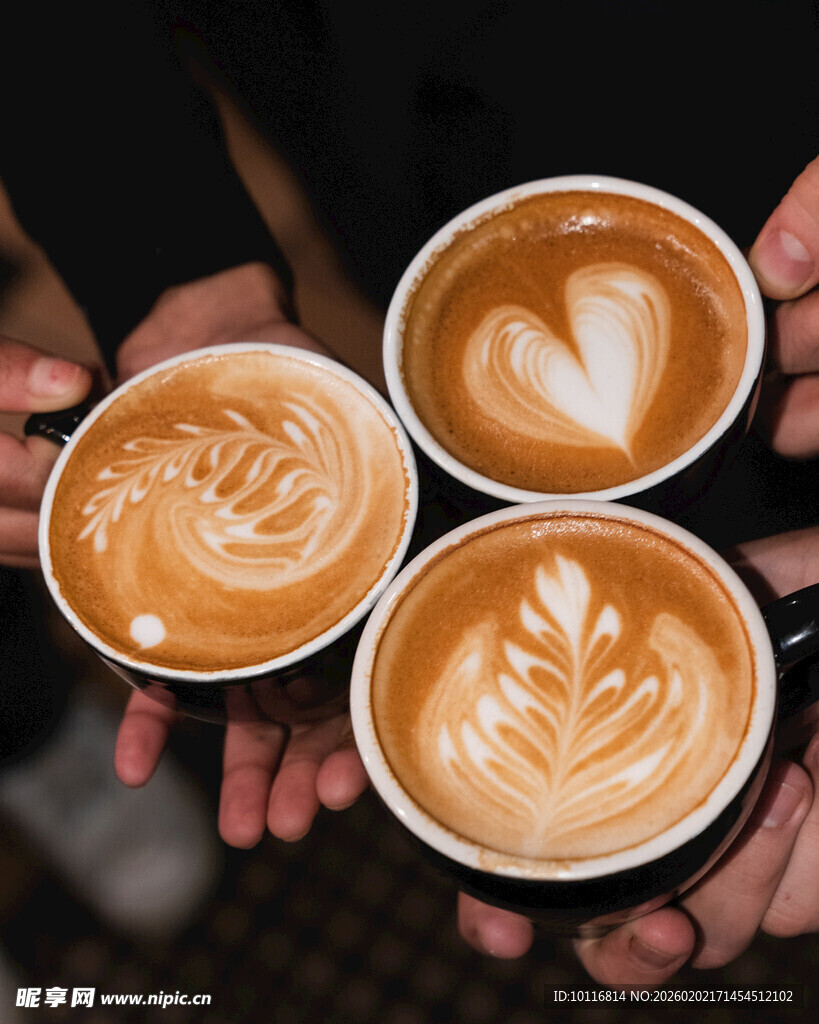 拉花咖啡