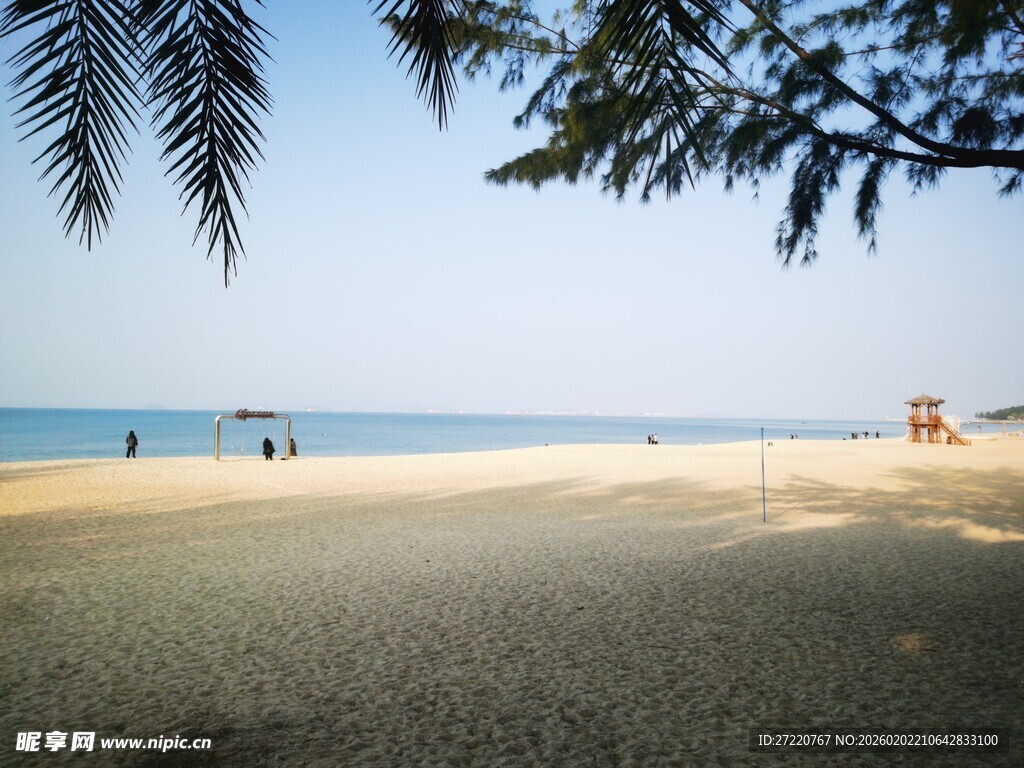 美丽海滨沙滩风景