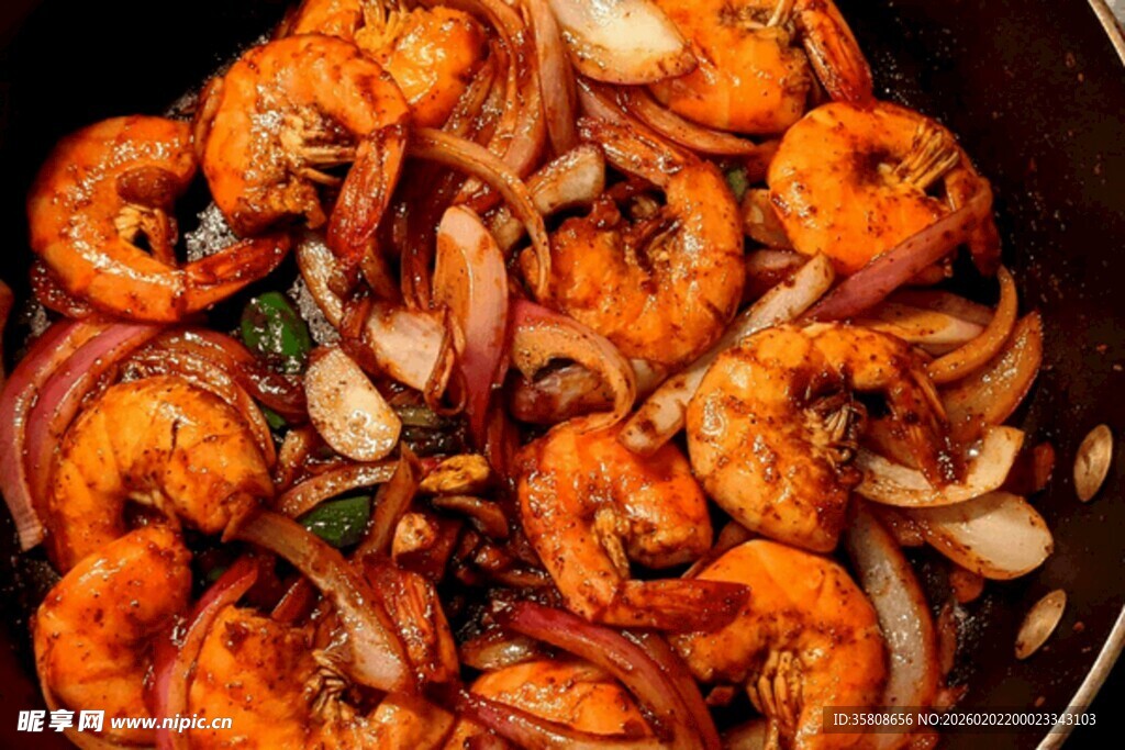 香煎虾仁配洋葱