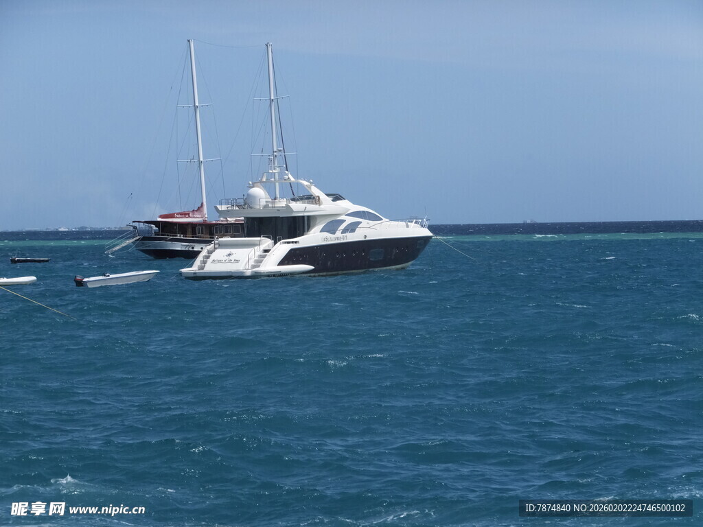 海上游艇 畅享自由时光