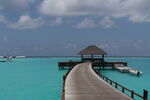马尔代夫水上栈桥美景