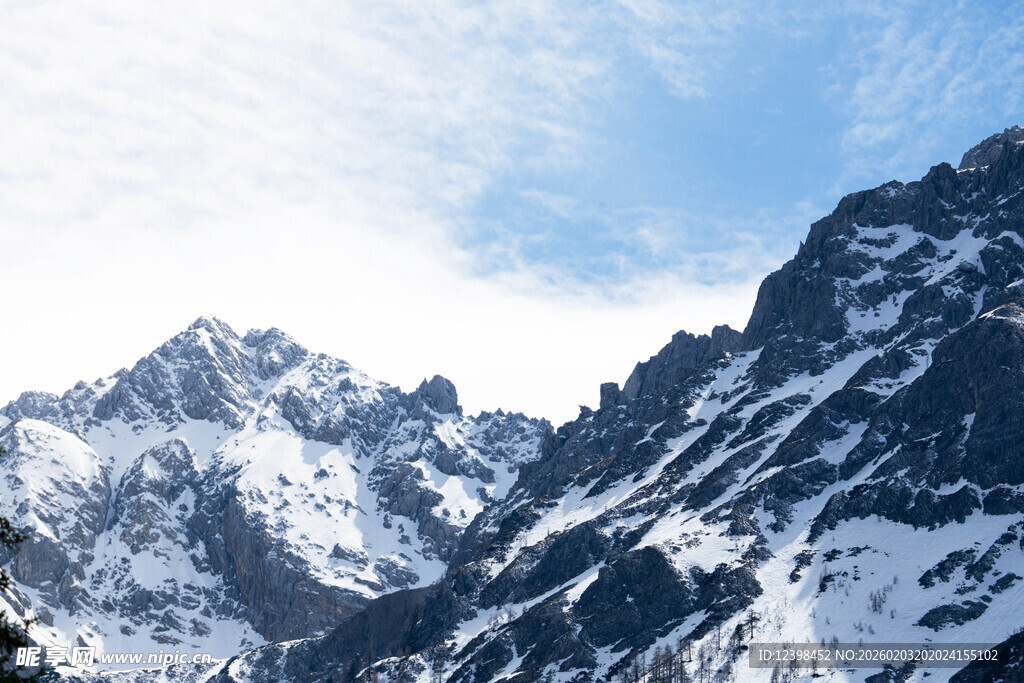 壮丽雪山风景