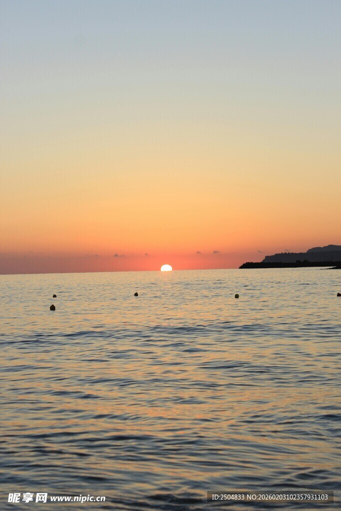 海上日落美景