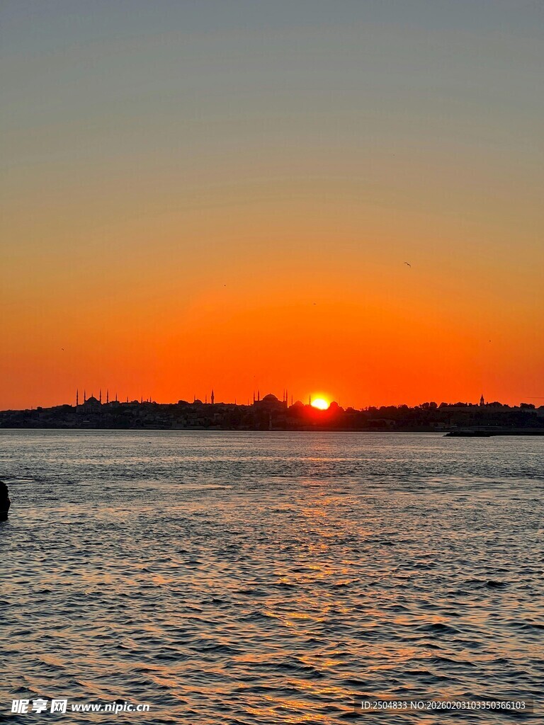 海边壮丽日落美景