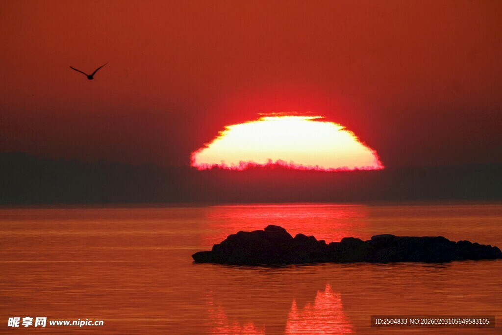 海上落日美景