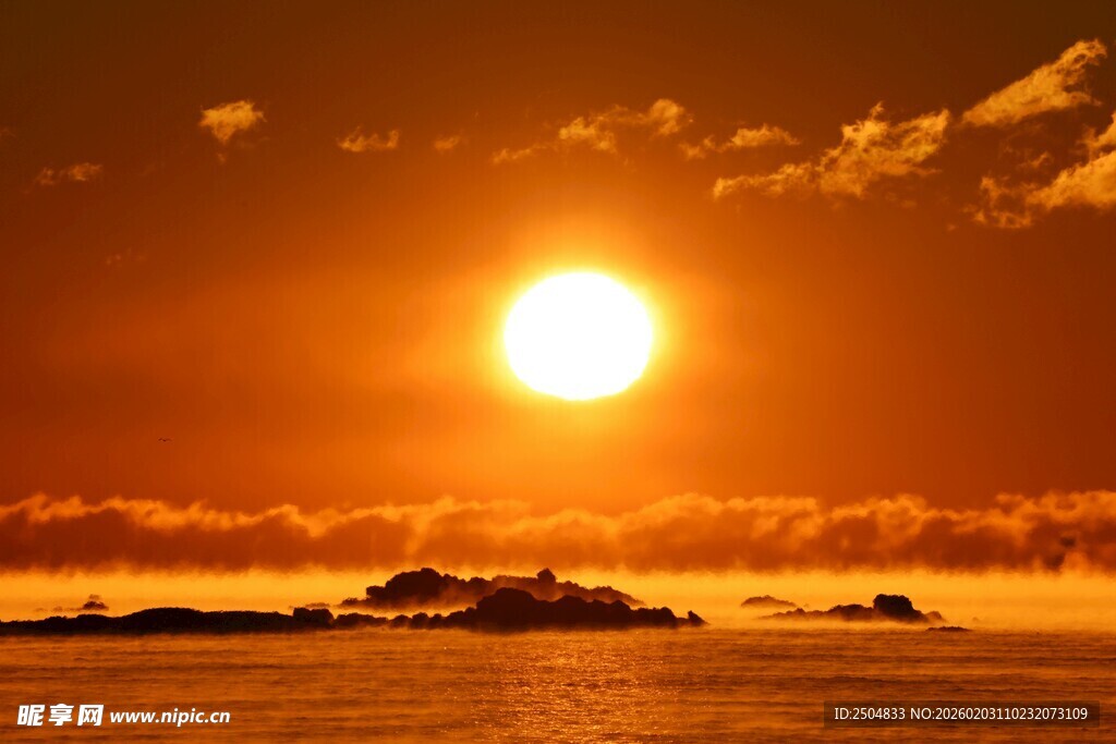 海上壮丽日出美景