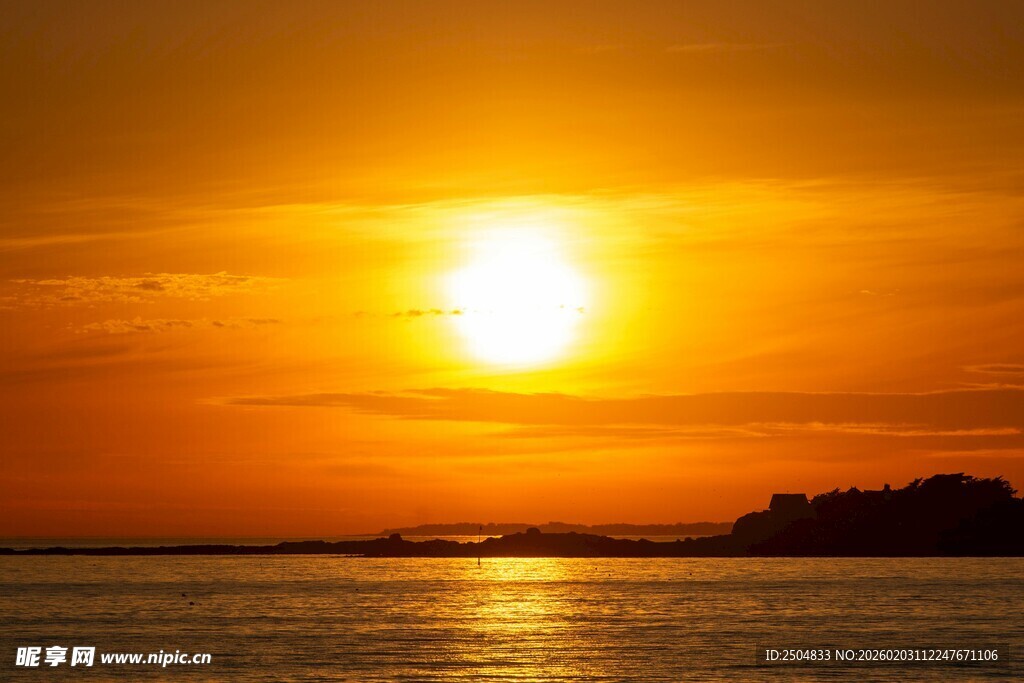 海上壮丽日落美景