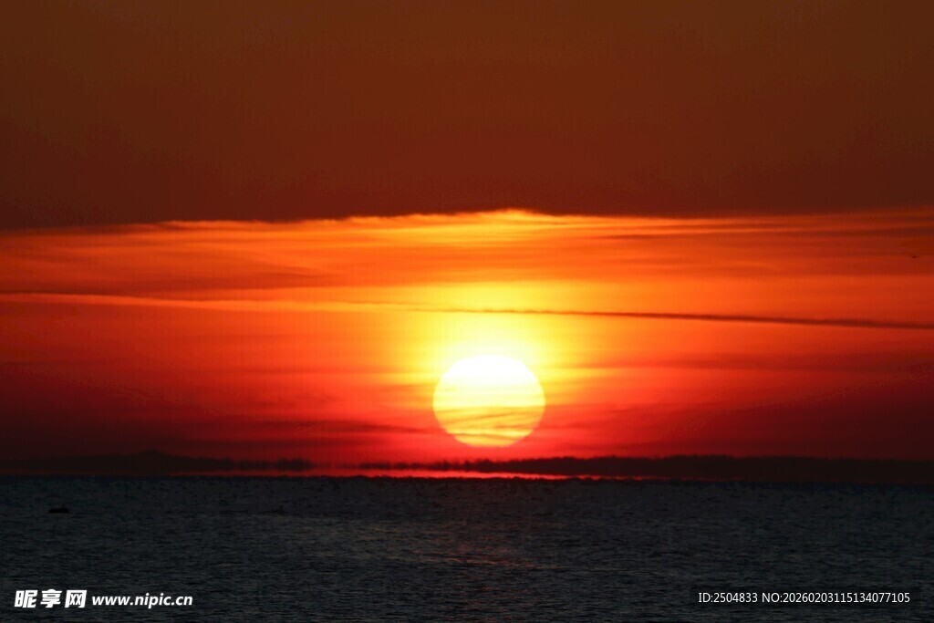 海上日落美景