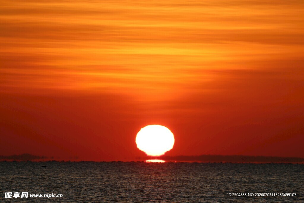 海上日落美景