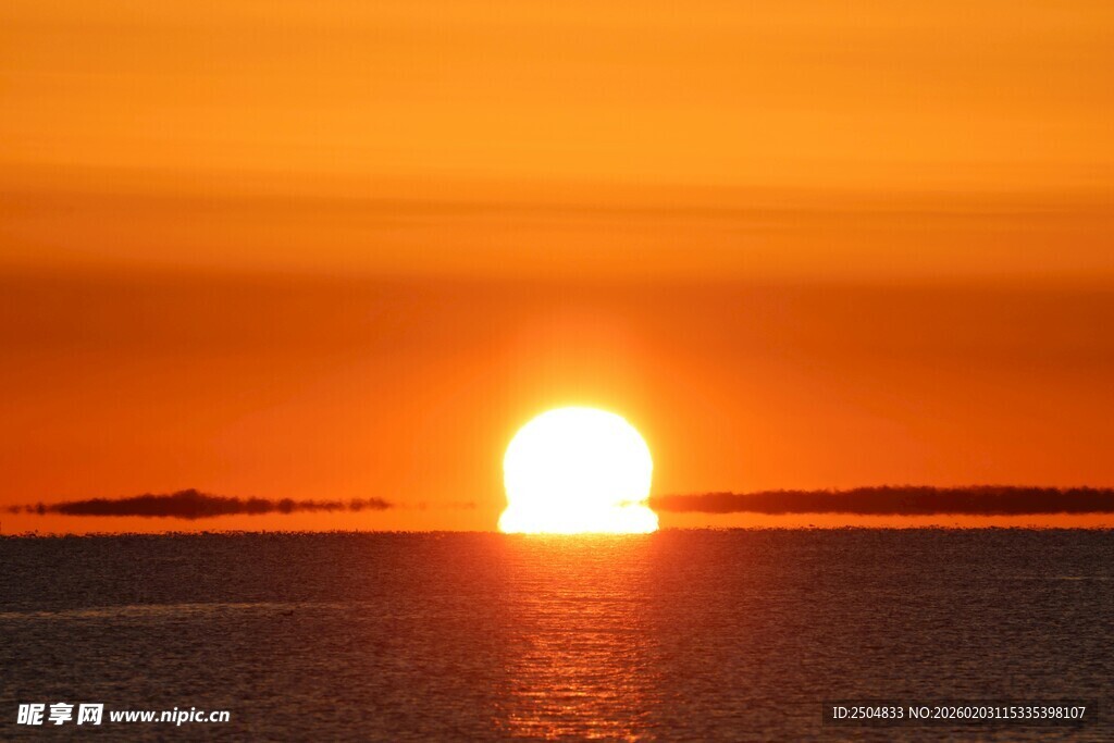 海上日落美景