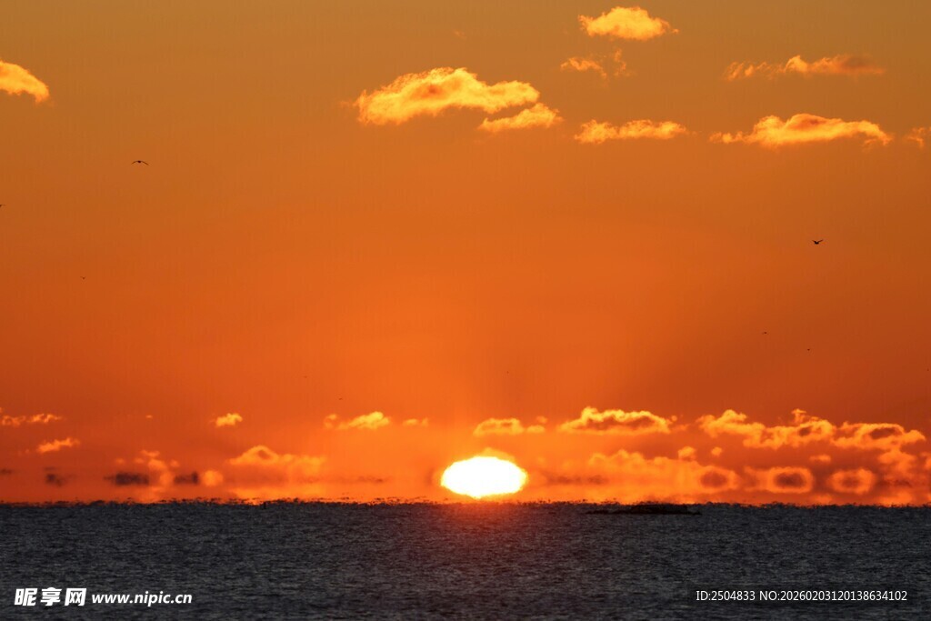 海上日落美景