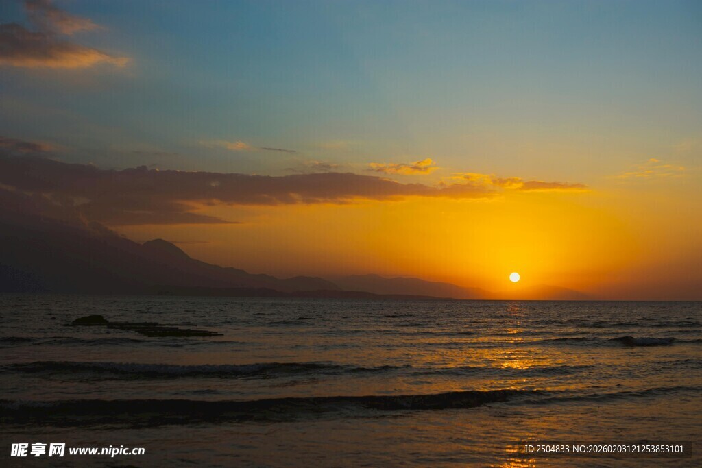 海边壮丽日落美景
