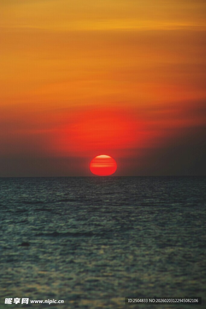 海上落日美景