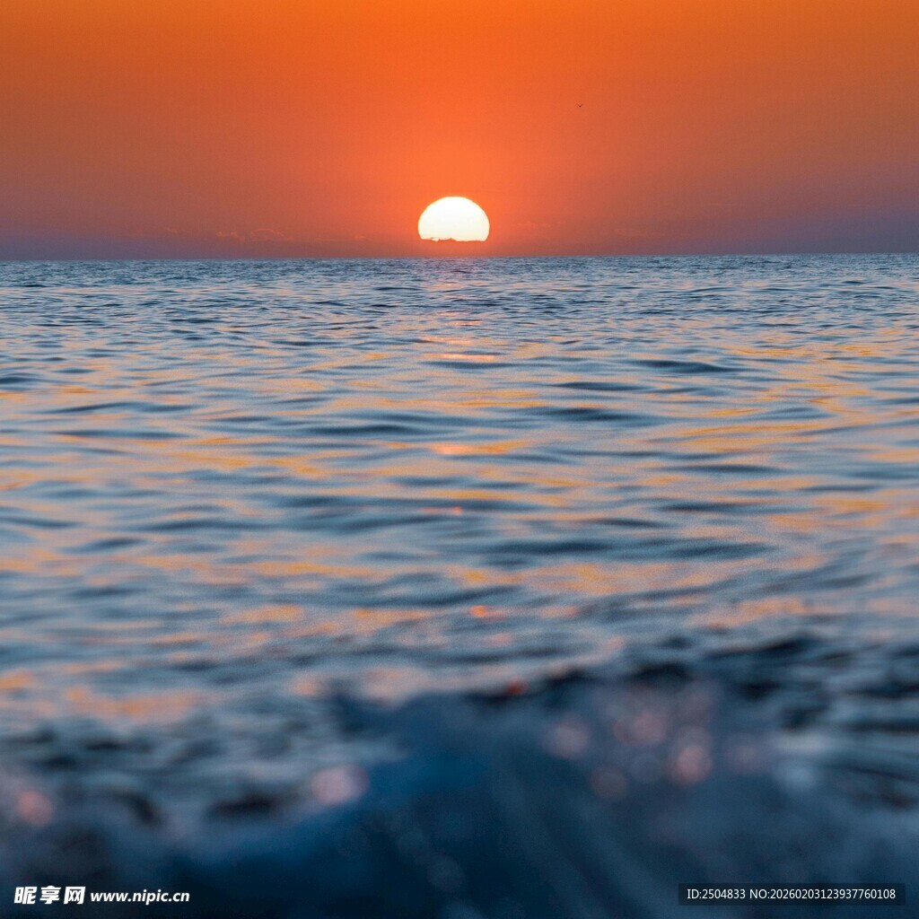 海上日落美景