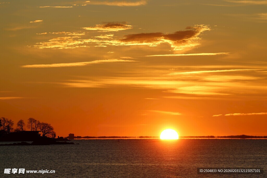 海上壮丽日落美景