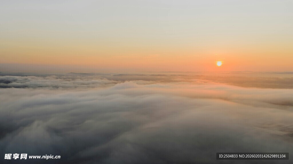 云海之上的壮丽日出