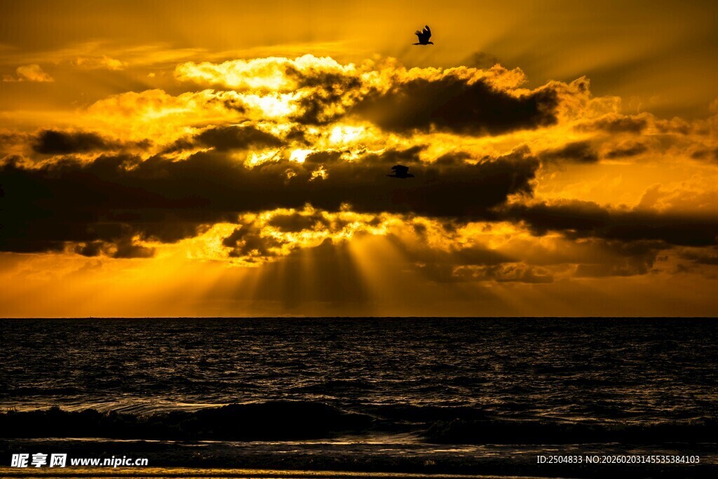 海上壮丽日落美景