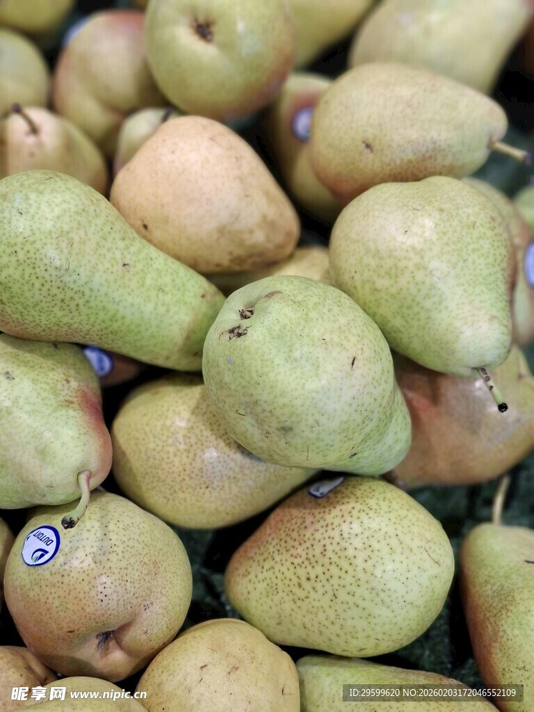 新鲜青梨堆叠