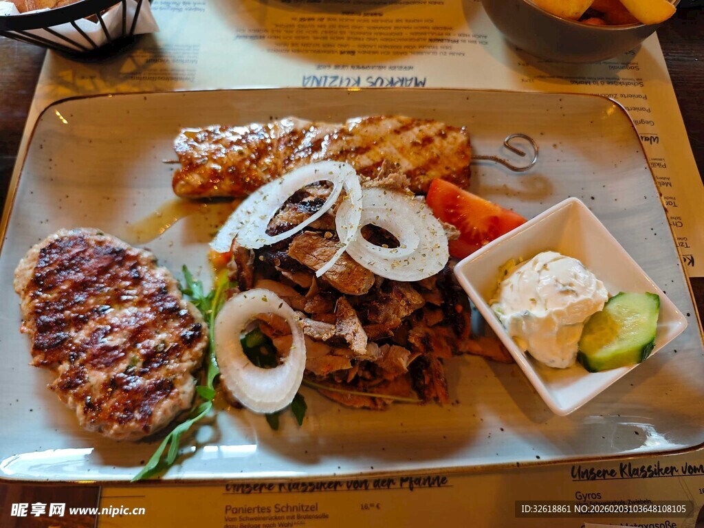 美味西式烤肉拼盘