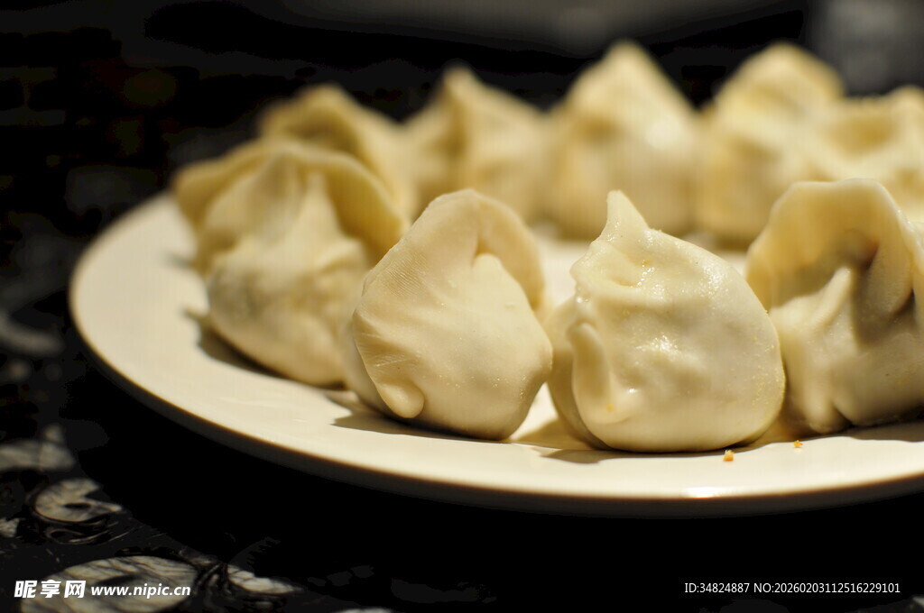 一盘美味饺子