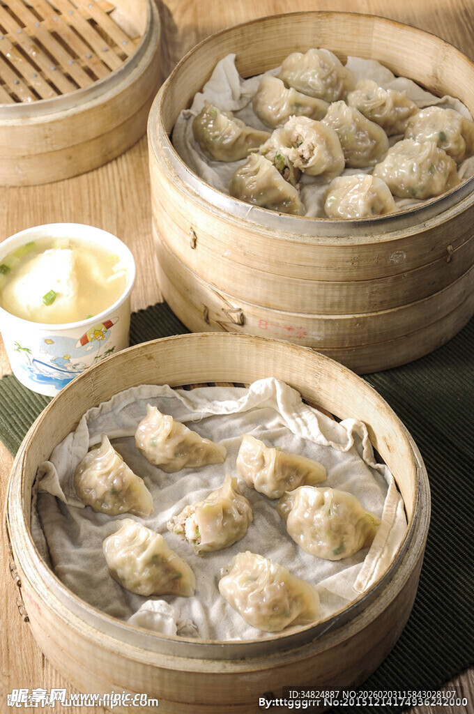 美味中式蒸饺