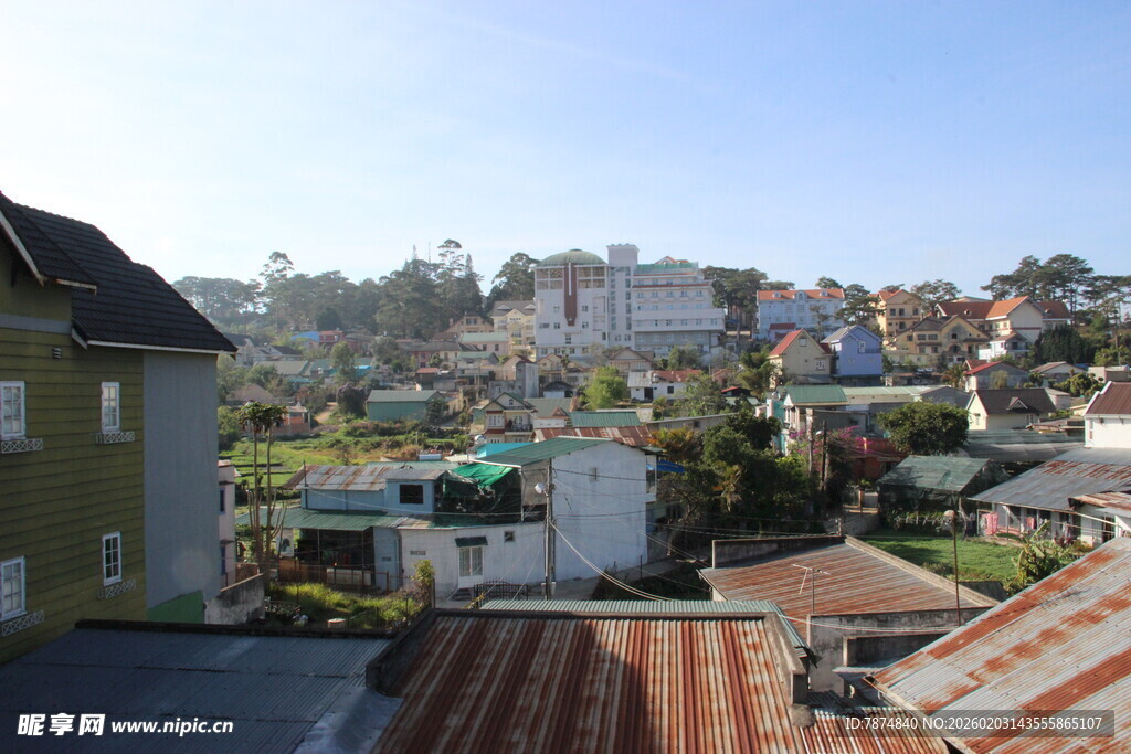 越南俯瞰多彩民居景观