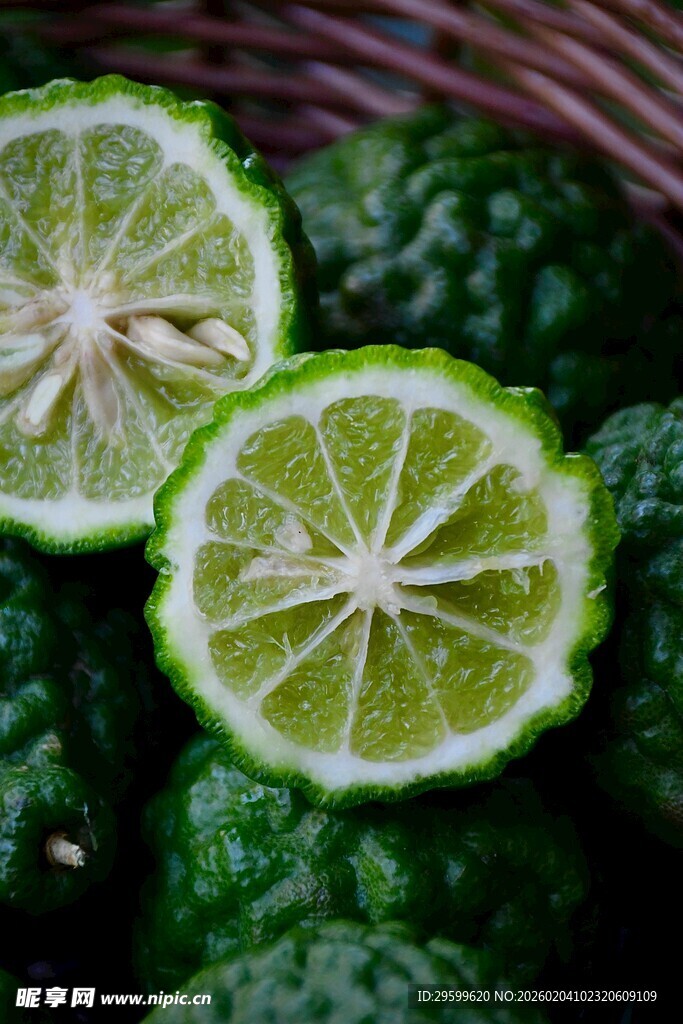 新鲜青柠切片展示