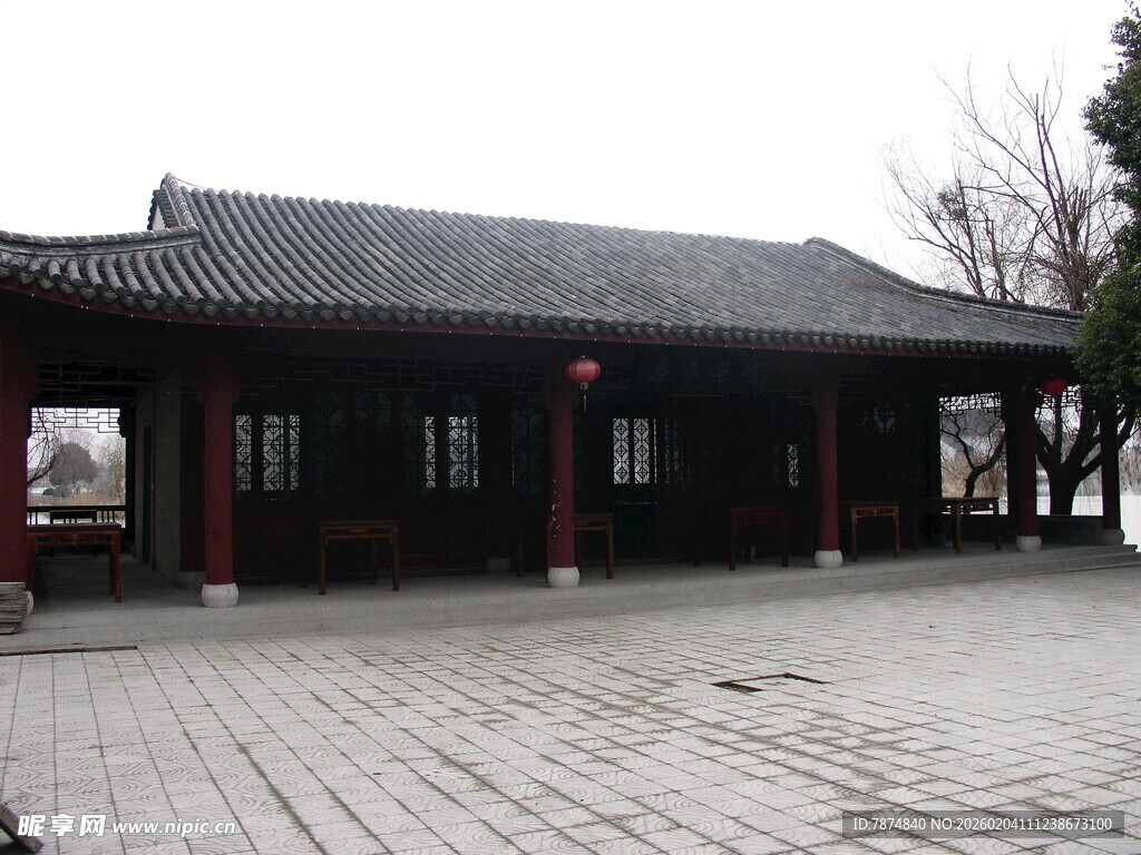 中式传统建筑凉亭