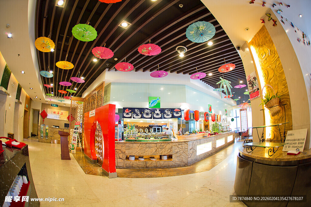 梦幻多彩的室内装饰场景