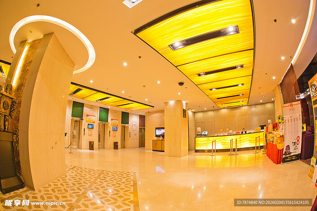 豪华商场大厅内部景观