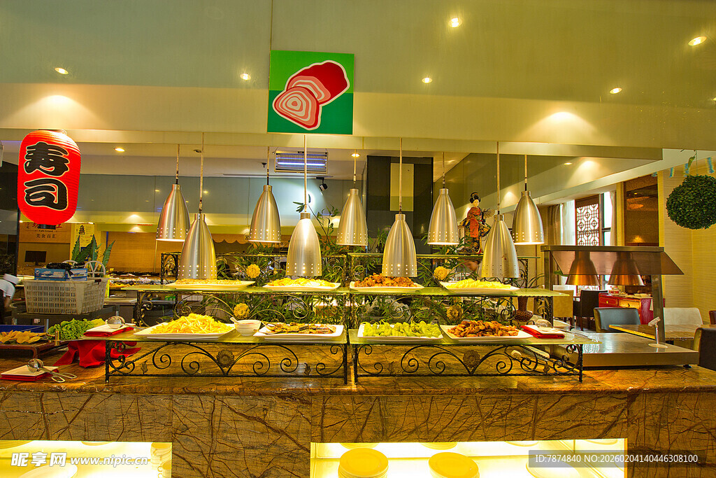 自助餐厅丰盛美食陈列