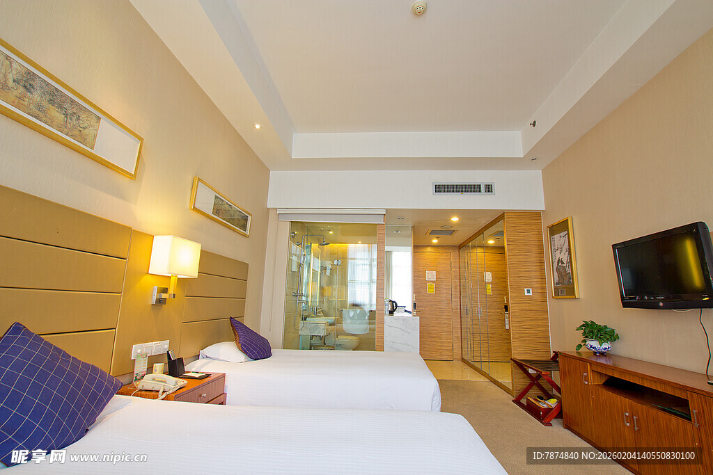 温馨舒适的双人酒店客房