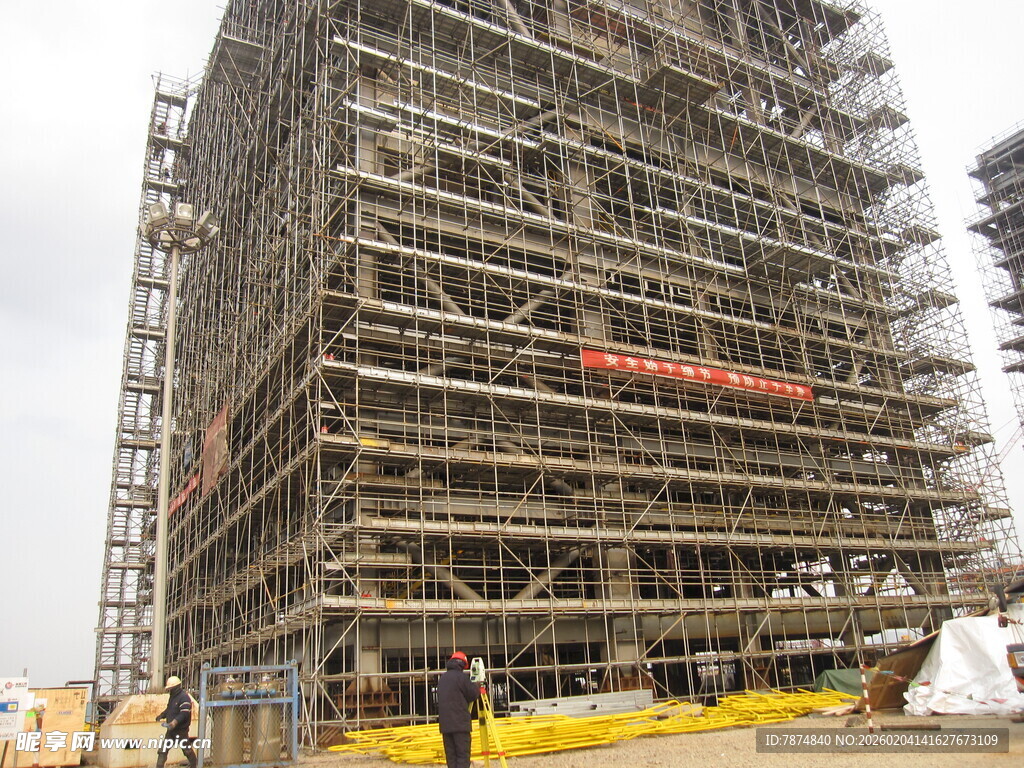 高楼建筑施工场景