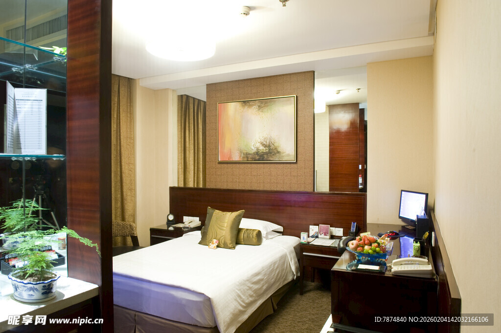 温馨舒适的酒店客房场景