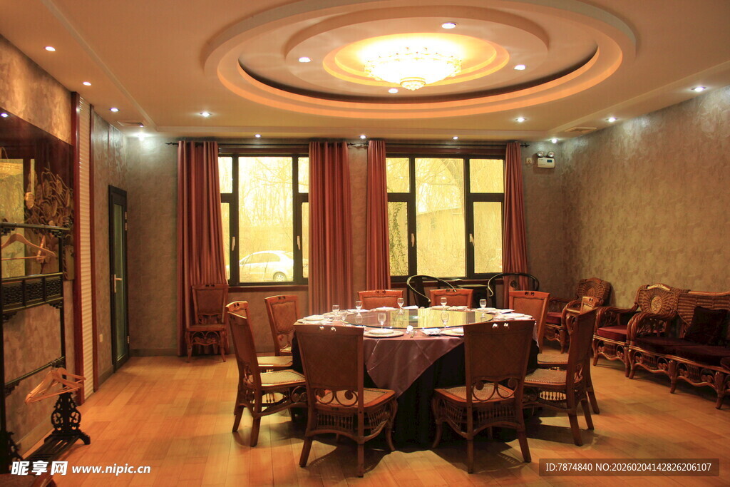 豪华中式风格餐厅包间