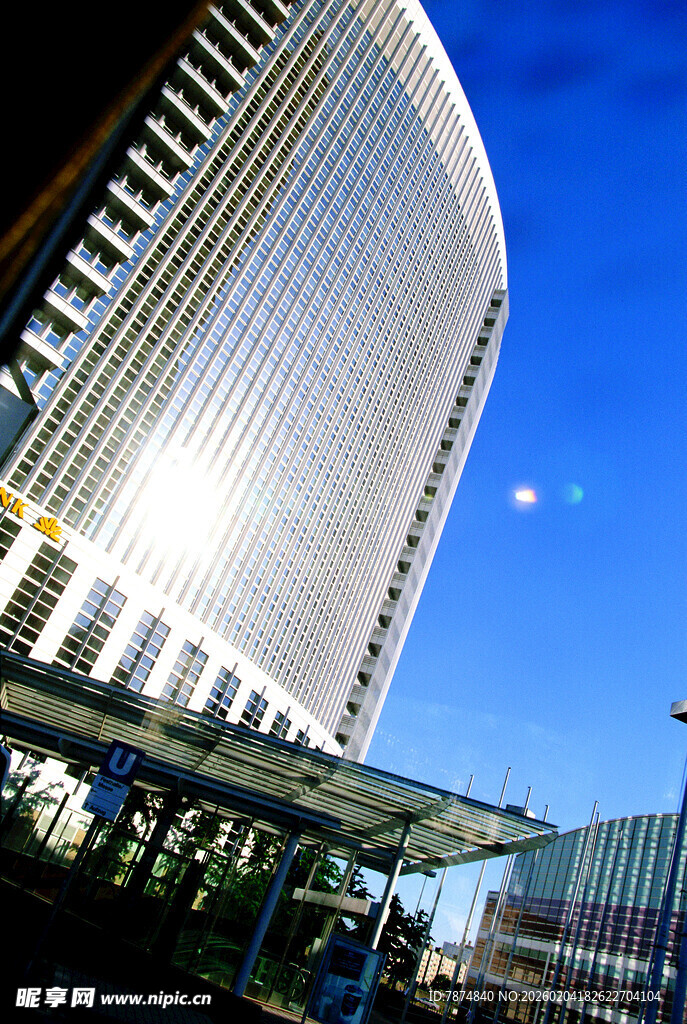 德国现代摩天大楼外观风貌