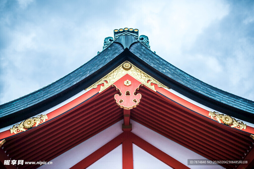 日本中式古建筑屋顶特写