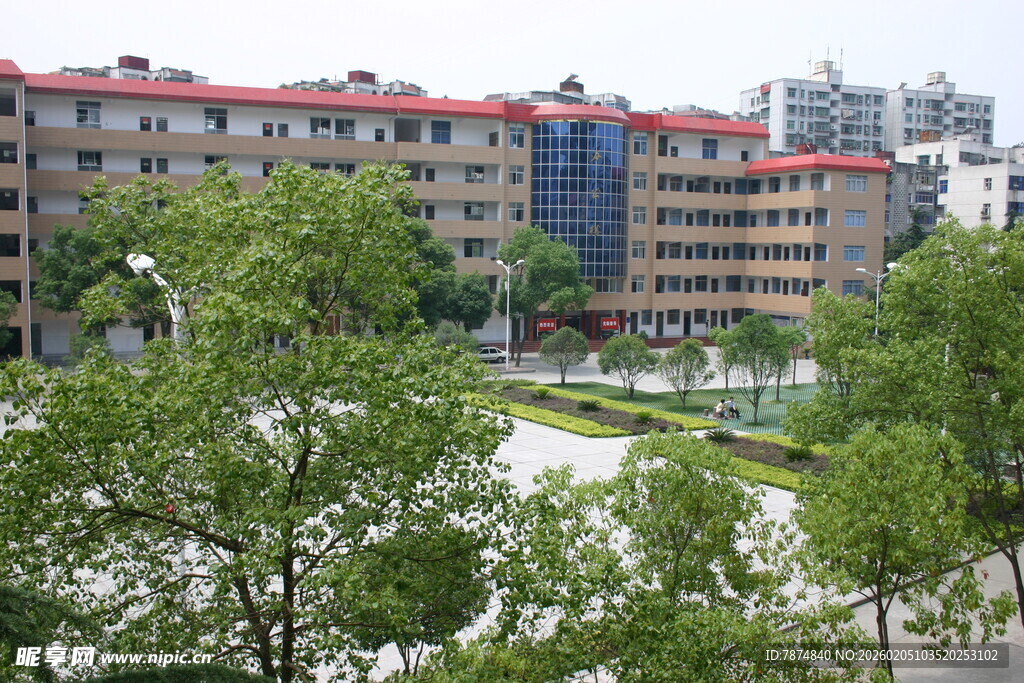 校园建筑与绿化景观