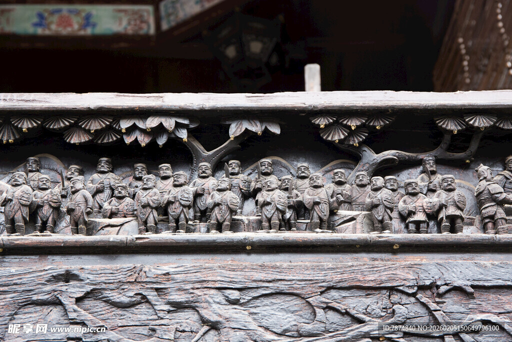 千户苗寨古老建筑上的精美雕刻