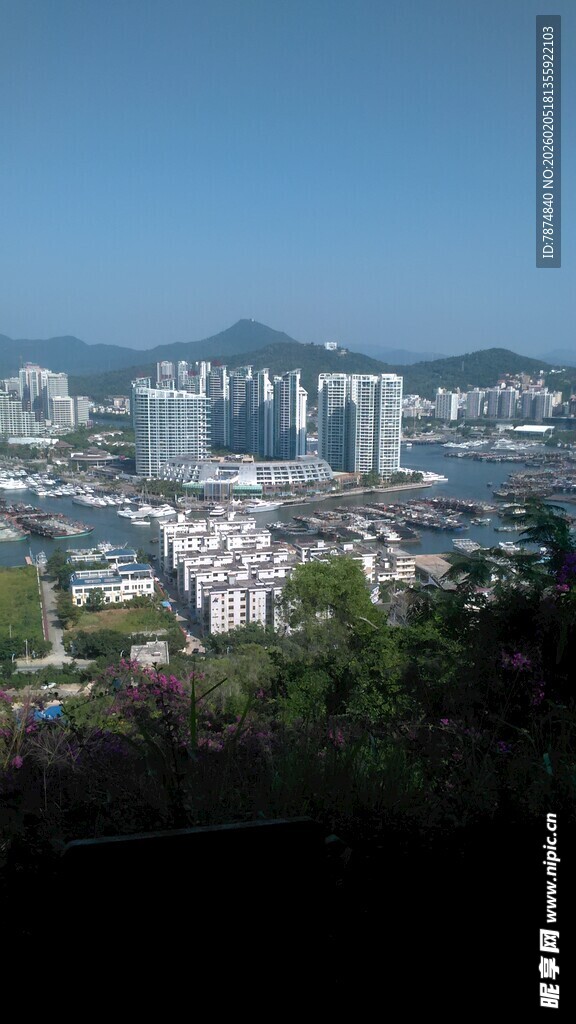 三亚俯瞰城市建筑群景观