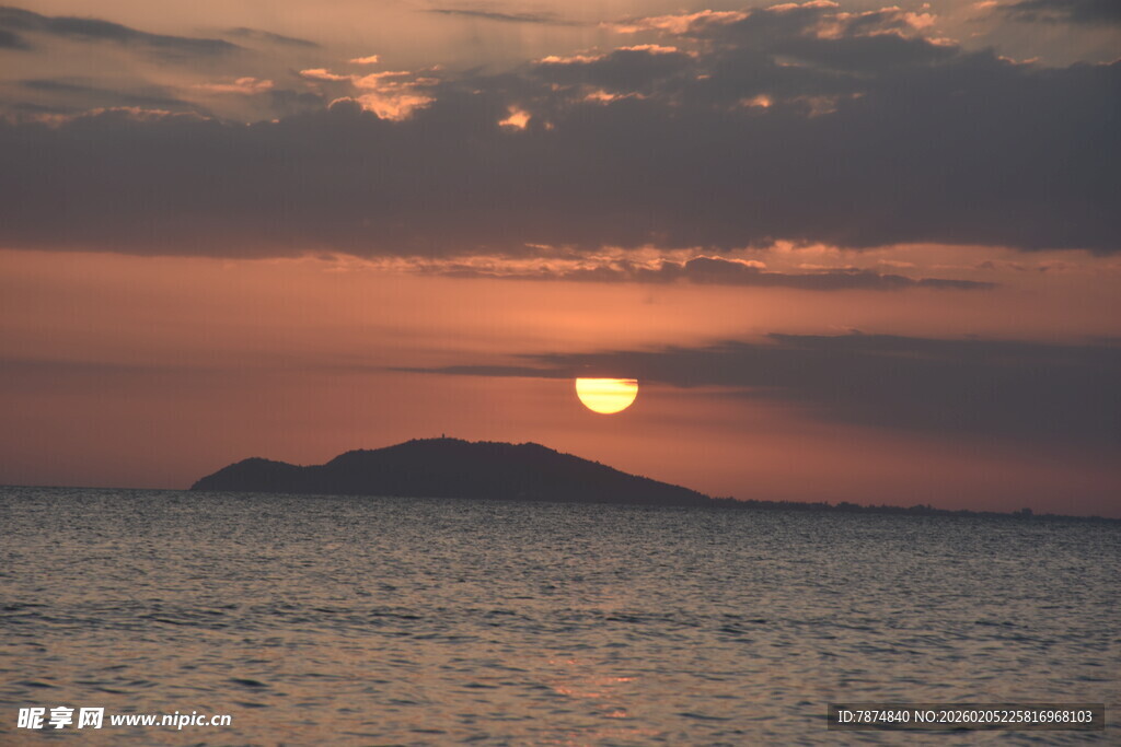 三亚海上日落美景