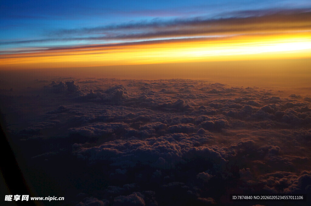 三亚高空之上的壮丽日出景观