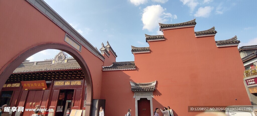 红墙古建筑景观