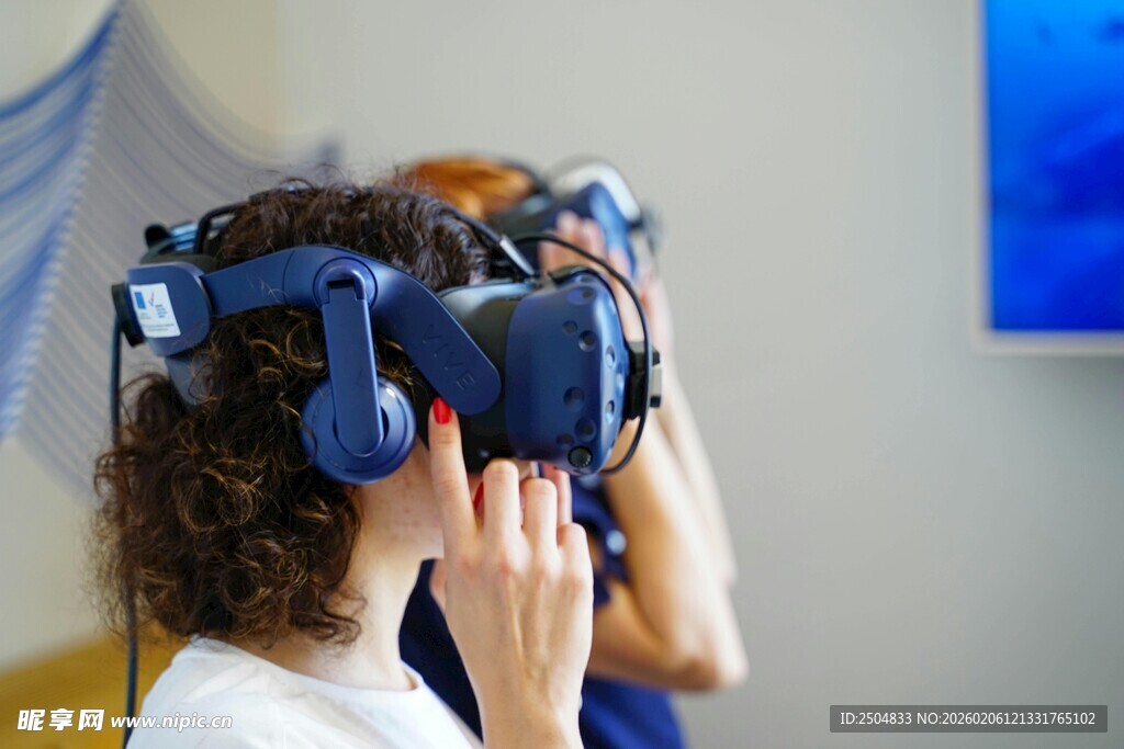 体验 R设备的人们