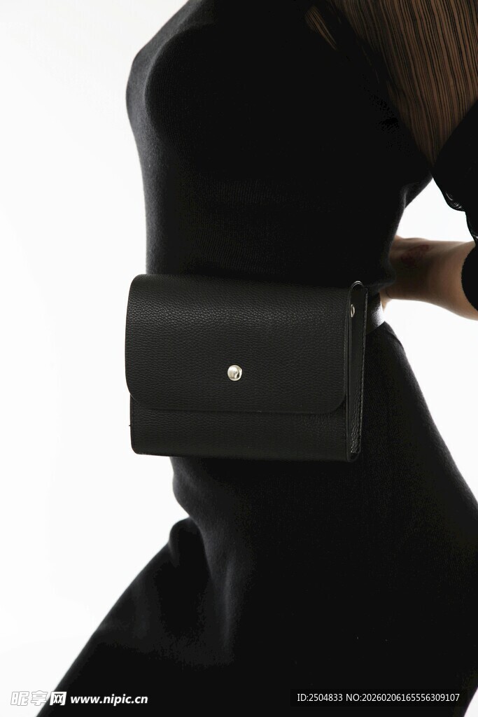 黑色时尚女包展示