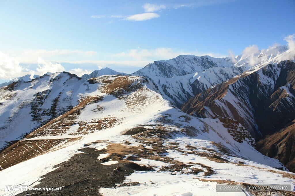 雪山壮丽风光